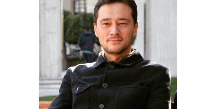 吉来（Giray Fidan）