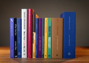 2022年布克国际文学奖公布长名单，亚洲作家大放异彩