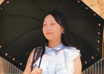 (China) Tian Lingyun: Bright Sorrow