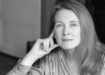 法国作家安妮·埃尔诺获2022年诺贝尔文学奖