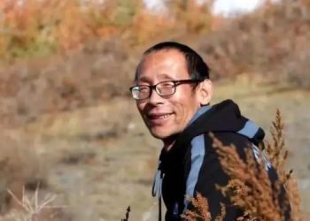 诗歌欣赏——张二棍：《木匠书》《在乡下，神是朴素的》