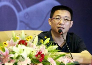 散文欣赏——彭程：《家住百万庄》