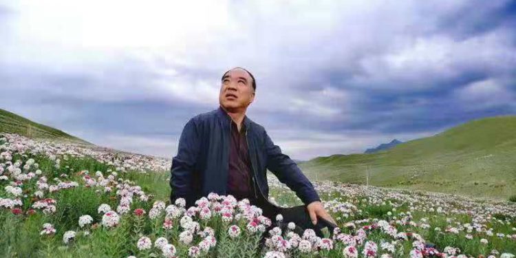 散文欣赏——孟澄海:《河流穿过灵魂的旷野》