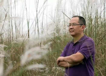 散文欣赏——卢一萍：《河流的勇气》（外一篇）