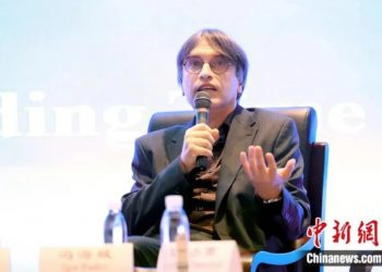 汉学家 | 北马其顿汉学家冯海城：当前中国比西方还“现代”，比西方还“酷”