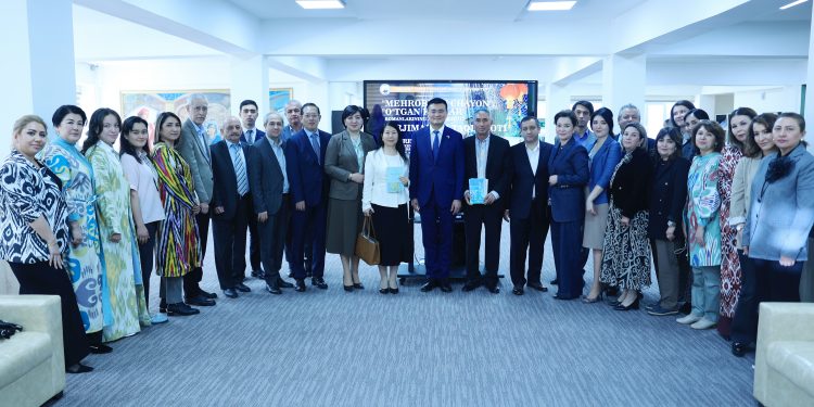 乌兹别克斯坦著名作家阿卜杜拉•卡迪里中文译著 发布仪式在塔什干举行