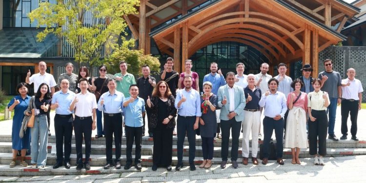 从地方到世界:清溪是中国的,也是世界的